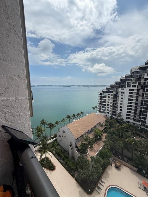 apt-1719-540 Brickell Key Dr, Miami, FL, 33131-2646 | Card Image
