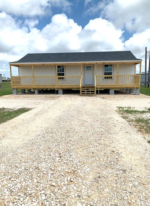 69 Sea Urchin Ln, Palacios, TX, 77465-5703 | Card Image