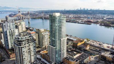 1601 - 618 Carnarvon St, Condo with 2 bedrooms, 2 bathrooms and 1 parking in New Westminster BC | Image 2