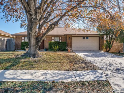 206 Meadowland, Universal City, TX, 78148-3724 | Card Image