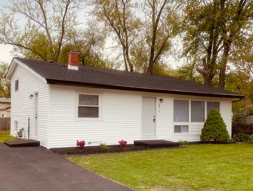 15318 Cypress Rd, Markham, IL, 60428-2709 | Card Image