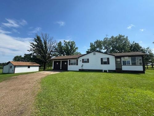 44554 County 11, Bertha, MN, 56437-1189 | Card Image