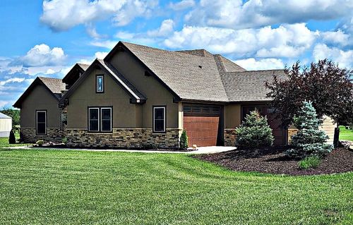 1605 N 1037 Rd, Lawrence, KS, 66046-4559 | Card Image