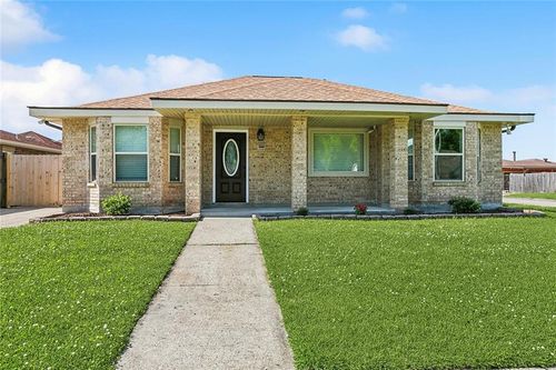 2600 Long Branch Dr, Marrero, LA, 70072-5853 | Card Image