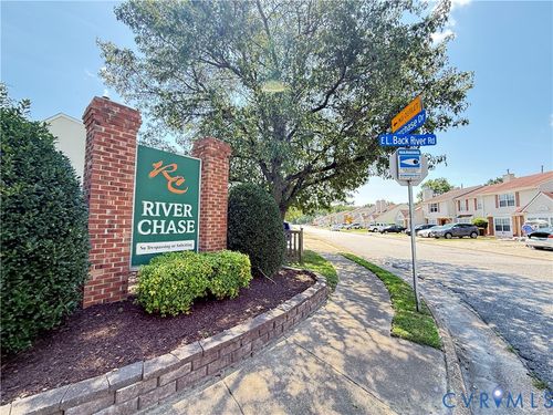 40 Riverchase Dr, Hampton, VA, 23669-2291 | Card Image