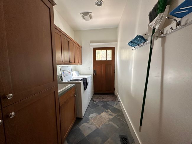 A - 1434 Laguna St, Condo with 3 bedrooms, 2 bathrooms and null parking in Santa Barbara CA | Image 13