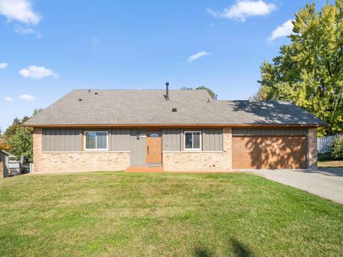 6567 133rd St W, Apple Valley, MN, 55124-4119 | Card Image