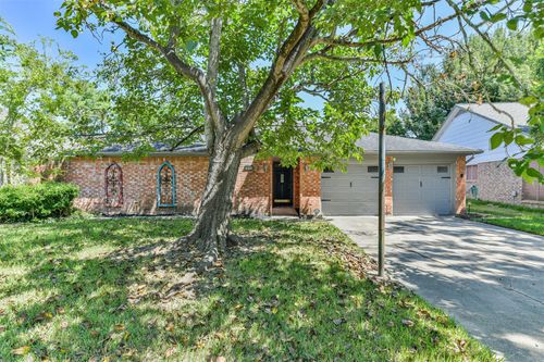 15105 Silverman St, Webster, TX, 77598-1809 | Card Image