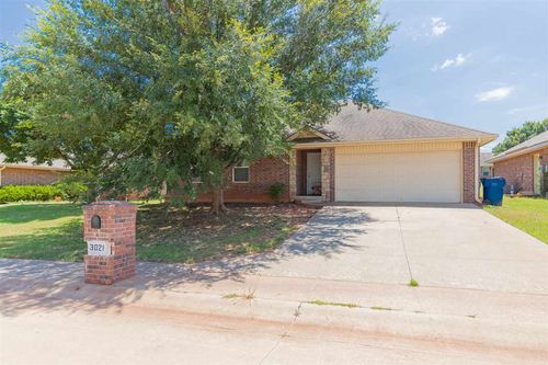 3021 E 2nd Ave, Stillwater, OK, 74074-8309 | Card Image