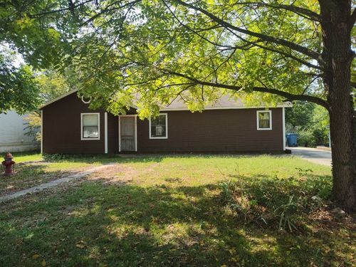 343 Melissa Ln, Gentry, AR, 72734-9560 | Card Image