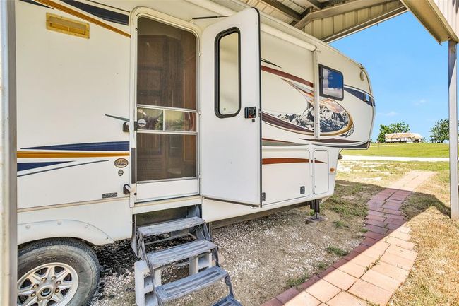 341 Coco Loop, Home with 0 bedrooms, 0 bathrooms and null parking in Pointblank TX | Image 5