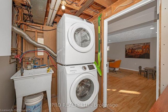 64 Hahn Ave, House other with 3 bedrooms, 2 bathrooms and 3 parking in Cambridge ON | Image 29