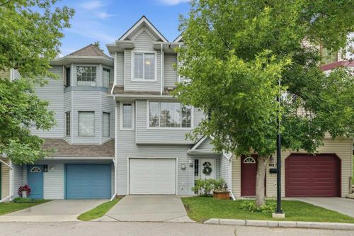 104 Patina Pt Sw, Calgary, AB, T3H3J7 | Card Image