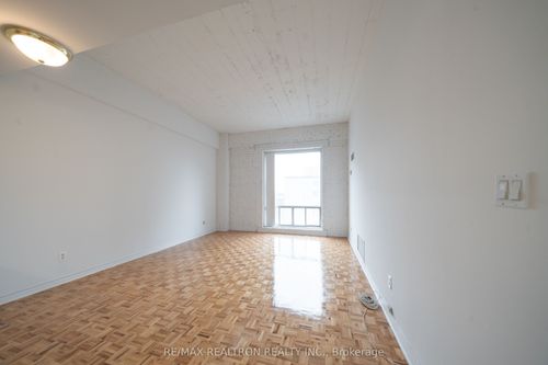 413-1401 Dupont St, Toronto, ON, M6H2B1 | Card Image