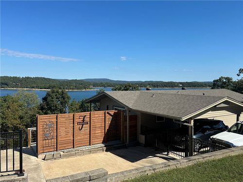 18502 Coppermine Rd, Rogers, AR, 72756-8155 | Card Image