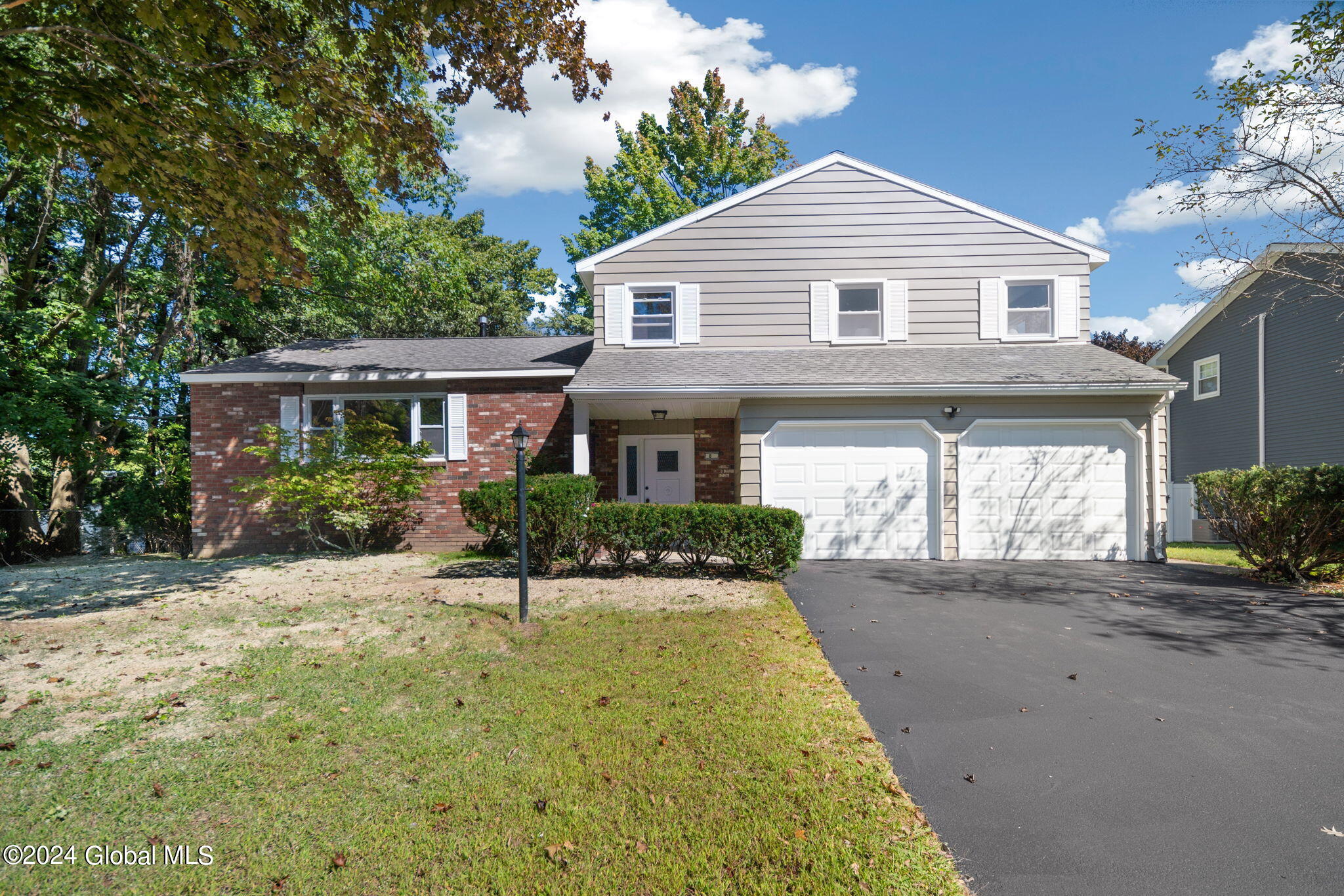Kim Dr, Albany, NY 12211