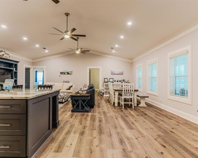 837 Wightman St, House other with 3 bedrooms, 3 bathrooms and 2 parking in Matagorda TX | Image 20