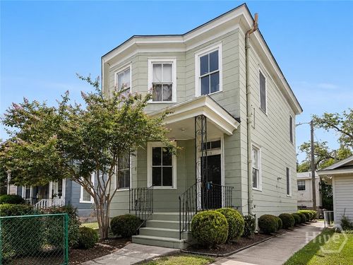 413 E 36th St, Savannah, GA, 31401-8682 | Card Image