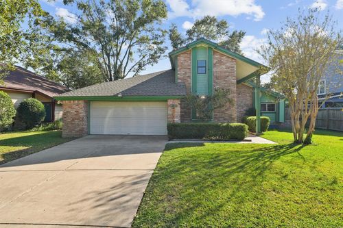 7715 Candlegreen Ln, Houston, TX, 77071-2706 | Card Image