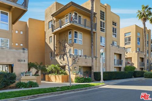 240-5831 Seawalk Dr, Playa Vista, CA, 90094-2127 | Card Image