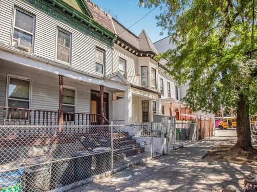 279 E 169th St, Bronx, NY, 10456-1714 | Card Image