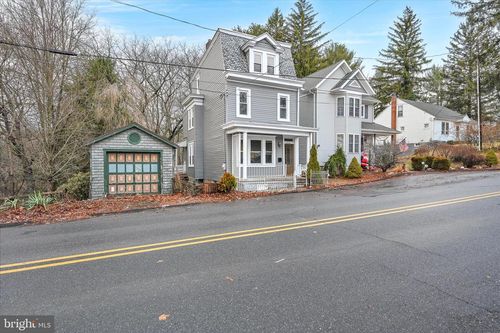 935 N Centre St, POTTSVILLE, PA, 17901-1114 | Card Image