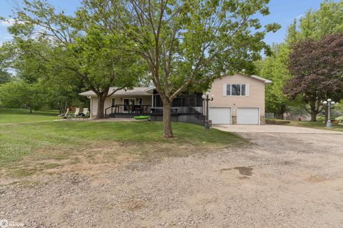 2512 S Shore Dr, Clear Lake, IA, 50428-2919 | Card Image