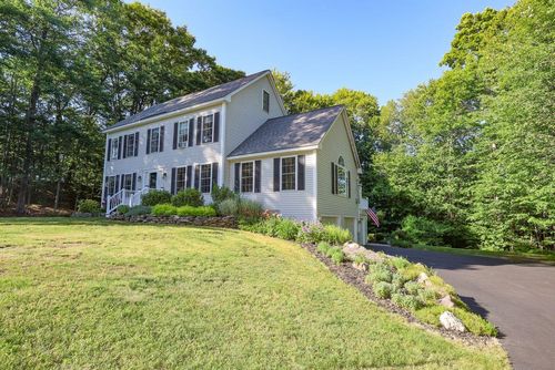7 Anna Lisa Way, Nottingham, NH, 03290-5314 | Card Image