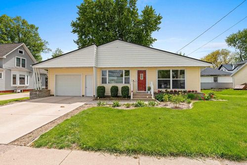 410 E Washington Street, NEW LONDON, WI, 54961 | Card Image