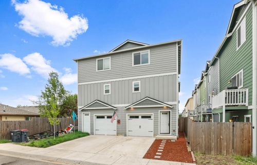 7852 Jacqueline Way, White City, OR, 97503-1761 | Card Image