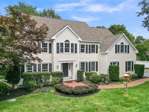 27 Morningside Dr, Topsfield, MA, 01983-2232 | Card Image