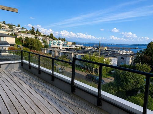 14878 Buena Vista Ave, White Rock, BC, V4B1X4 | Card Image