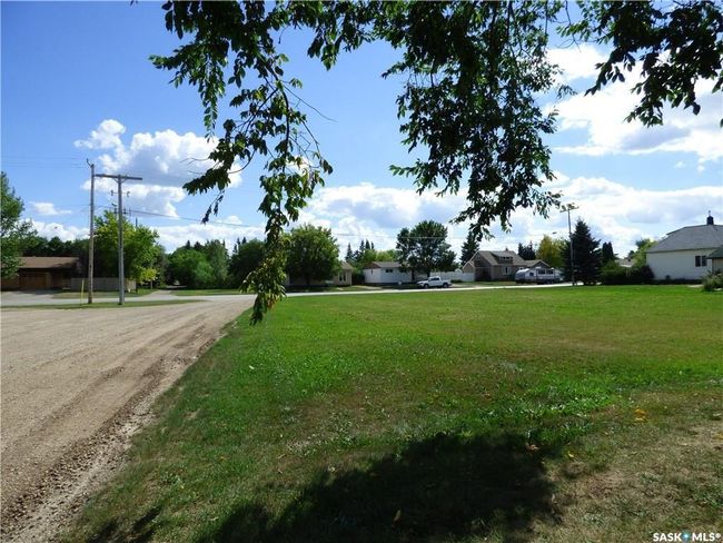 1050 Veterans Ave, Home with 0 bedrooms, 0 bathrooms and null parking in Esterhazy SK | Image 5