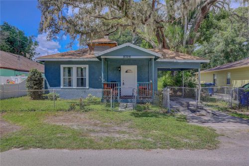 8706 N Hamner Ave, TAMPA, FL, 33604-1232 | Card Image