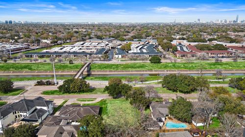 5531 S Braeswood Blvd, Houston, TX, 77096-4002 | Card Image