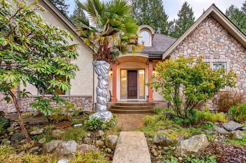 1688 134b St, Surrey, BC, V4A0A6 | Card Image