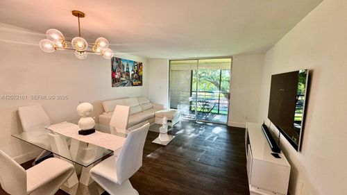 c305-3390 Foxcroft Rd, Miramar, FL, 33025-4194 | Card Image