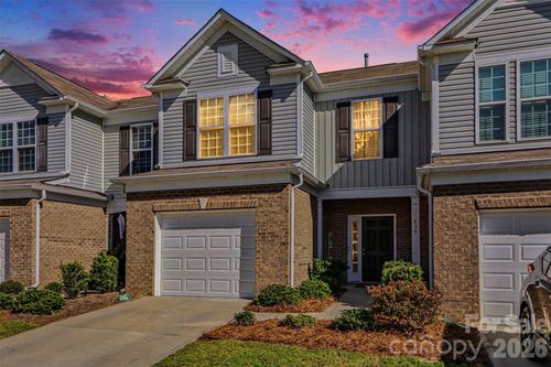 830 Canoe Song Rd, Fort Mill, SC, 29708-5518 | Card Image