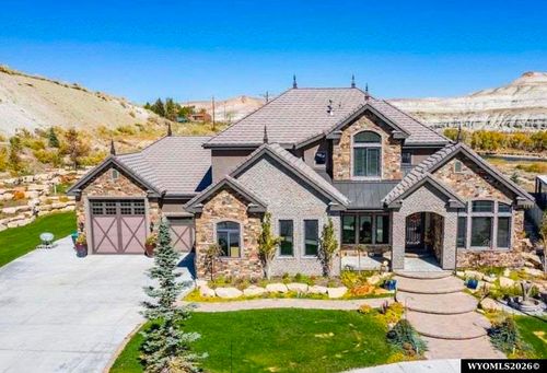 2275 Alexandra Cir, Green River, WY, 82935-7111 | Card Image