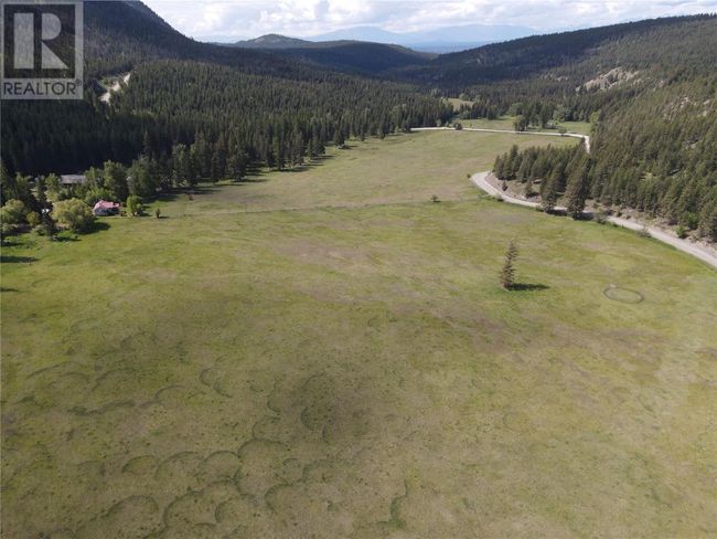 5888 Lazy Lake Rd, Home with 4 bedrooms, 2 bathrooms and null parking in Wasa BC | Image 10