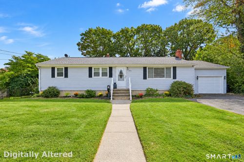 15 Albert St, Milford, CT, 06460-4210 | Card Image