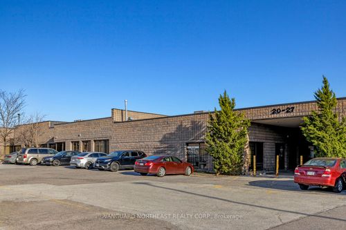22-90 Nolan Crt, Markham, ON, L3R4L9 | Card Image