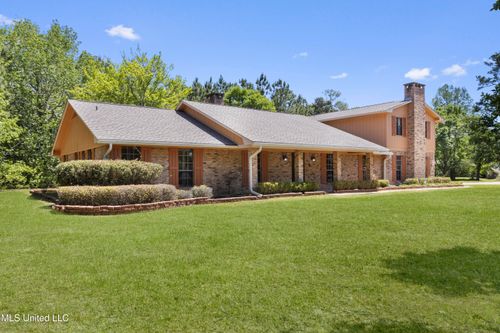 1410 Bay Ridge Dr, Gautier, MS, 39553-7405 | Card Image