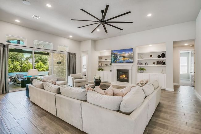 206 Bridge Water Loop, House other with 4 bedrooms, 4 bathrooms and 4 parking in Dripping Springs TX | Image 14