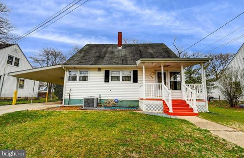 945 Kinwat Ave, ESSEX, MD, 21221-5219 | Card Image