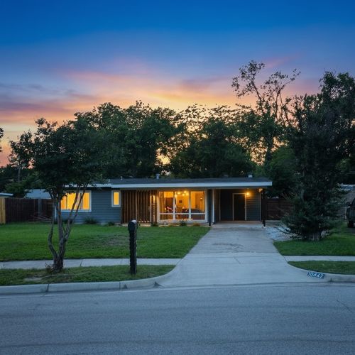 10447 Sylvia Dr, Dallas, TX, 75228-3208 | Card Image
