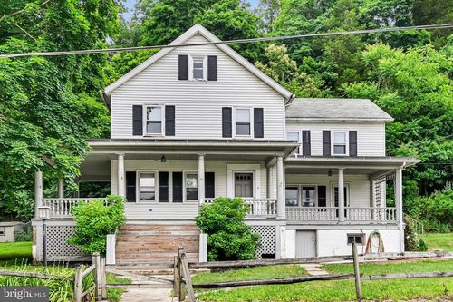 15 Rock Rd, PINE GROVE, PA, 17963-9284 | Card Image
