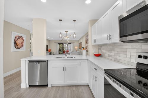 d-17 Stratford Dr E, Boynton Beach, FL, 33436-6339 | Card Image