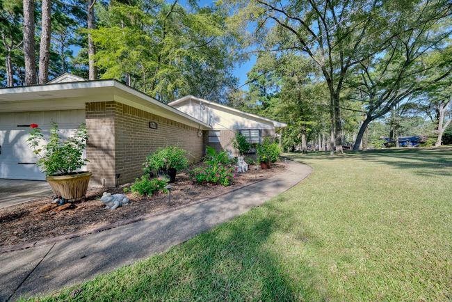 1208 Lake Cross Rd, House other with 3 bedrooms, 2 bathrooms and null parking in Hideaway TX | Image 5