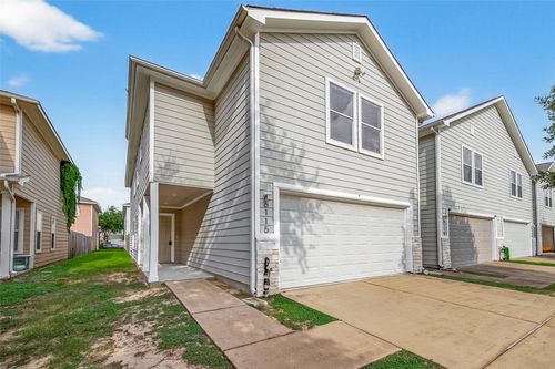 6115 Shadow Isle Ln, Houston, TX, 77084-6799 | Card Image
